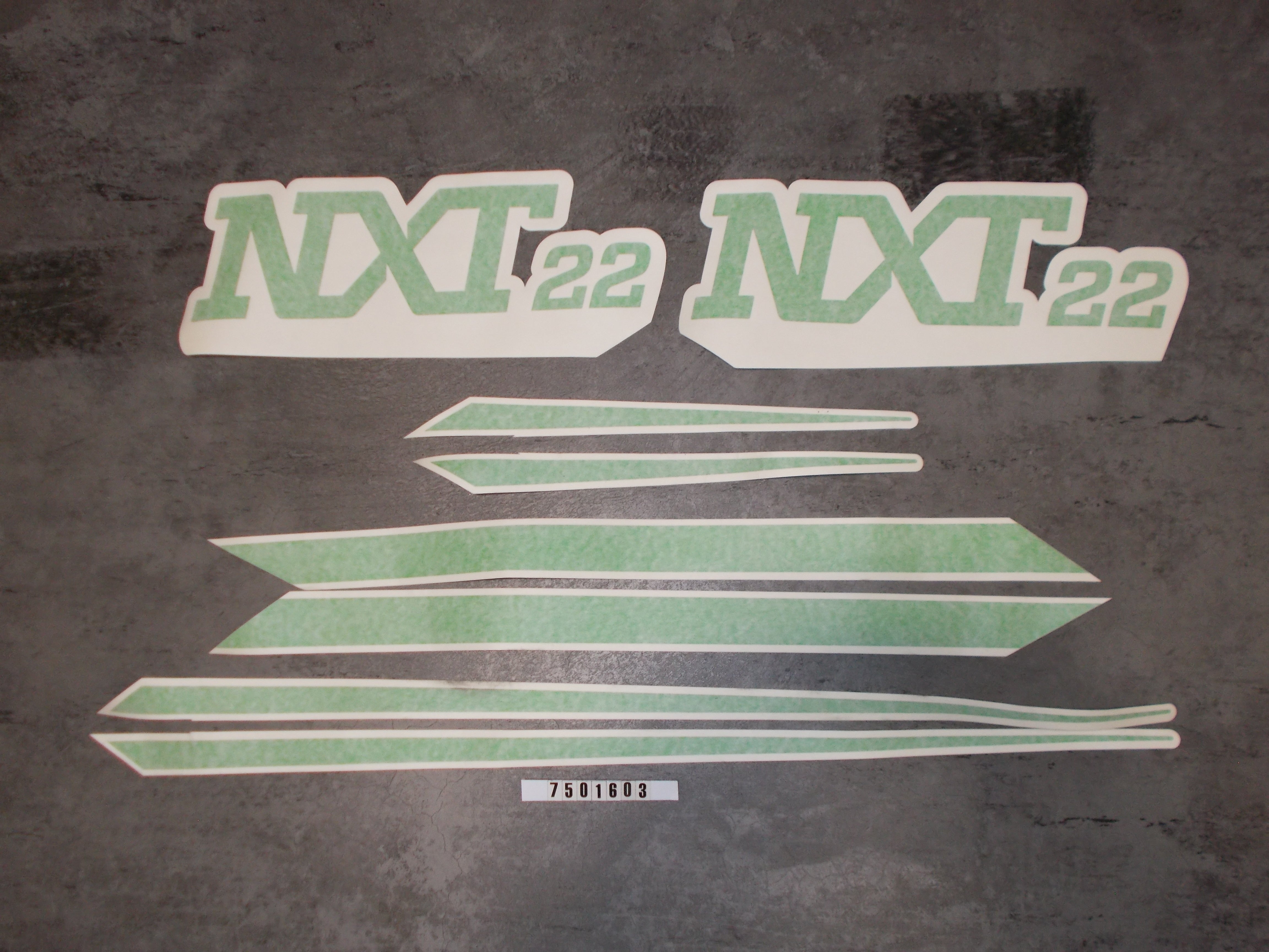 DECAL KIT-NXT22 LIME GREEN '15