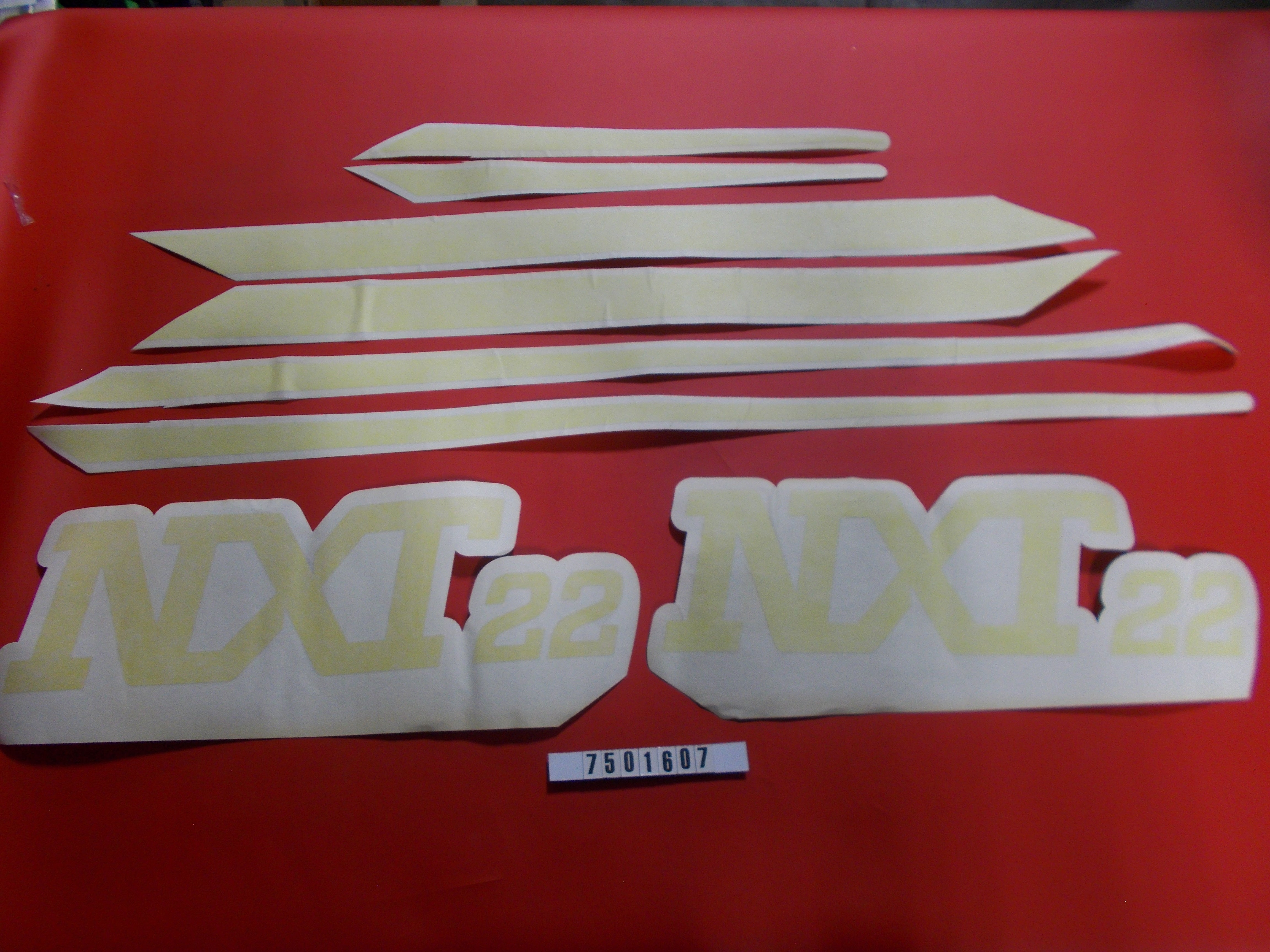 DECAL KIT-NXT22 FLASH YELLOW '15